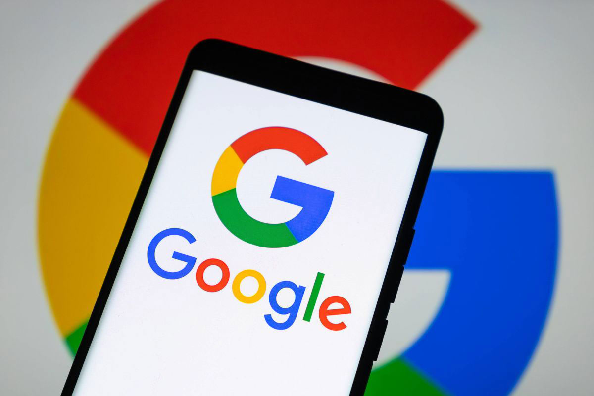 O companie de energie solară a dat în judecată Google pentru IA motorului său de căutare: a inventat că erau niște escroci