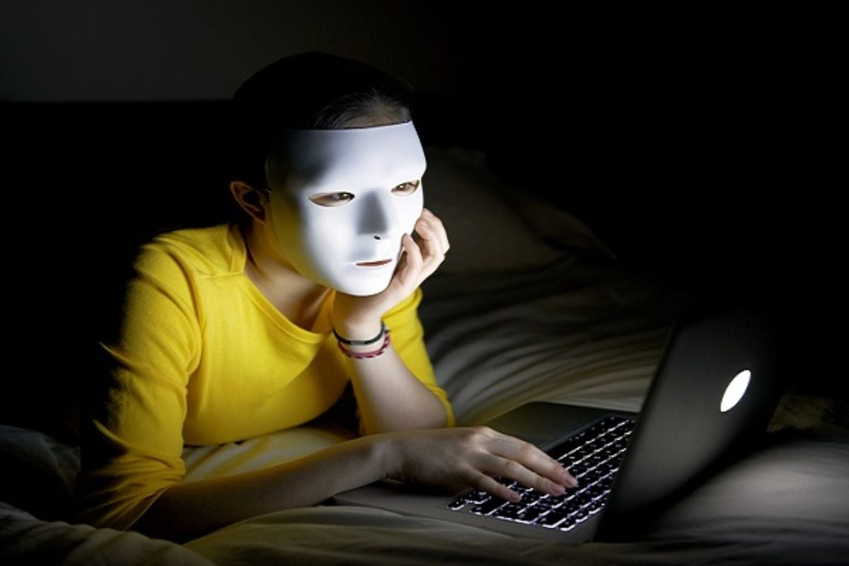 Nici operațiuni bancare, nici cumpărături online: ce nu trebuie să faci dacă ești conectat la o rețea Wi-Fi publică