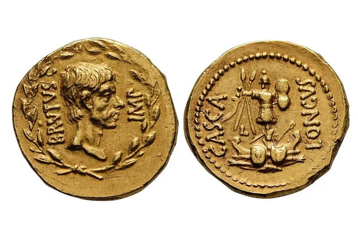 Un bărbat găsește 140 de monede din Imperiul Roman: valorează peste 300.000 de euro