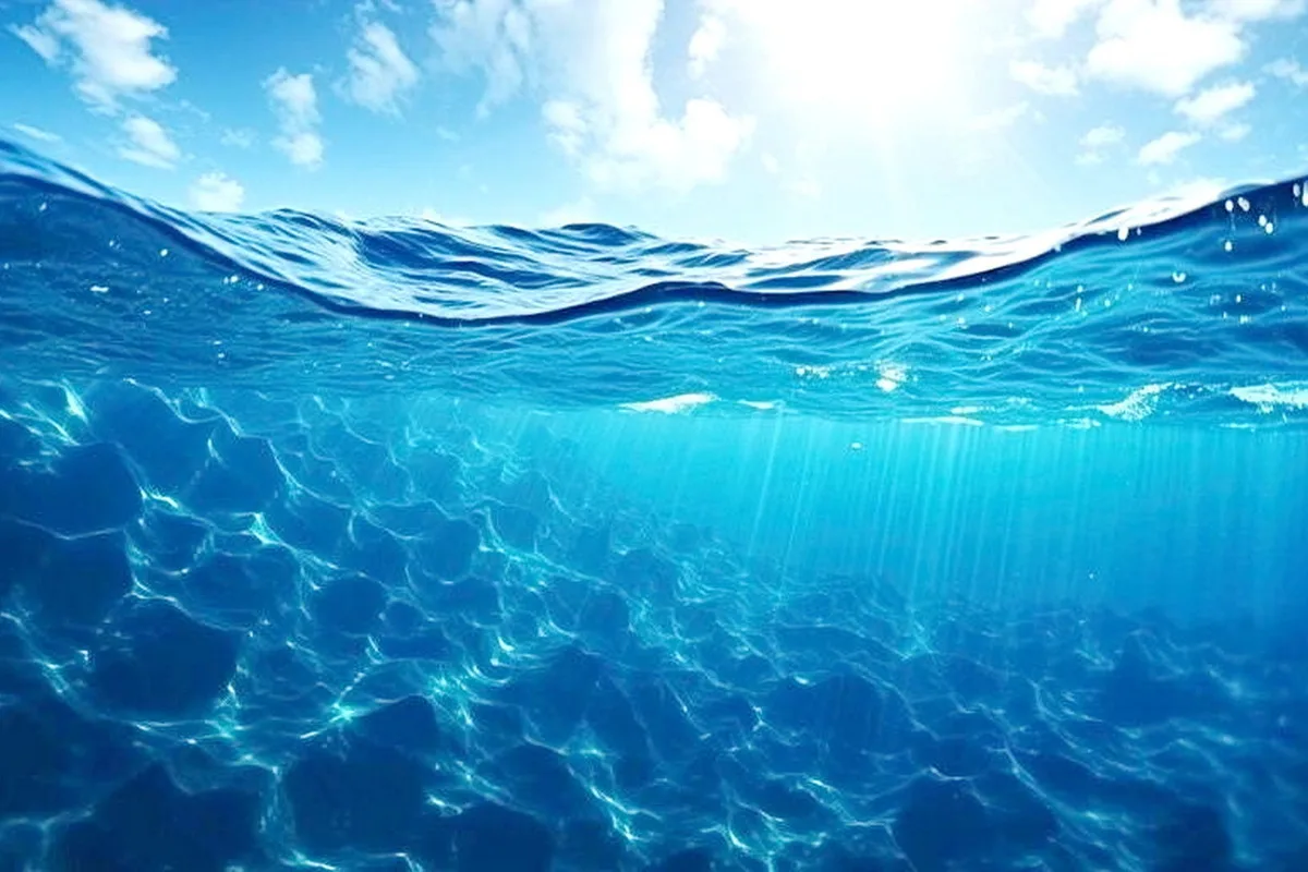 O creatură mitică iese din adâncuri: colosul oceanului este filmat pentru prima dată