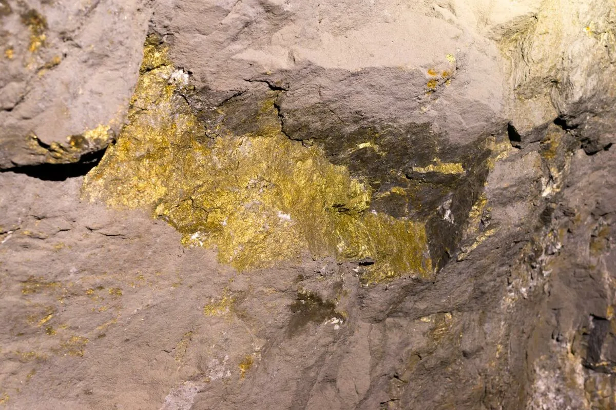 Este oficial – geologii au descoperit cel mai mare zăcământ de aur înregistrat vreodată, cu o valoare de peste 80 de miliarde de dolari în minerale