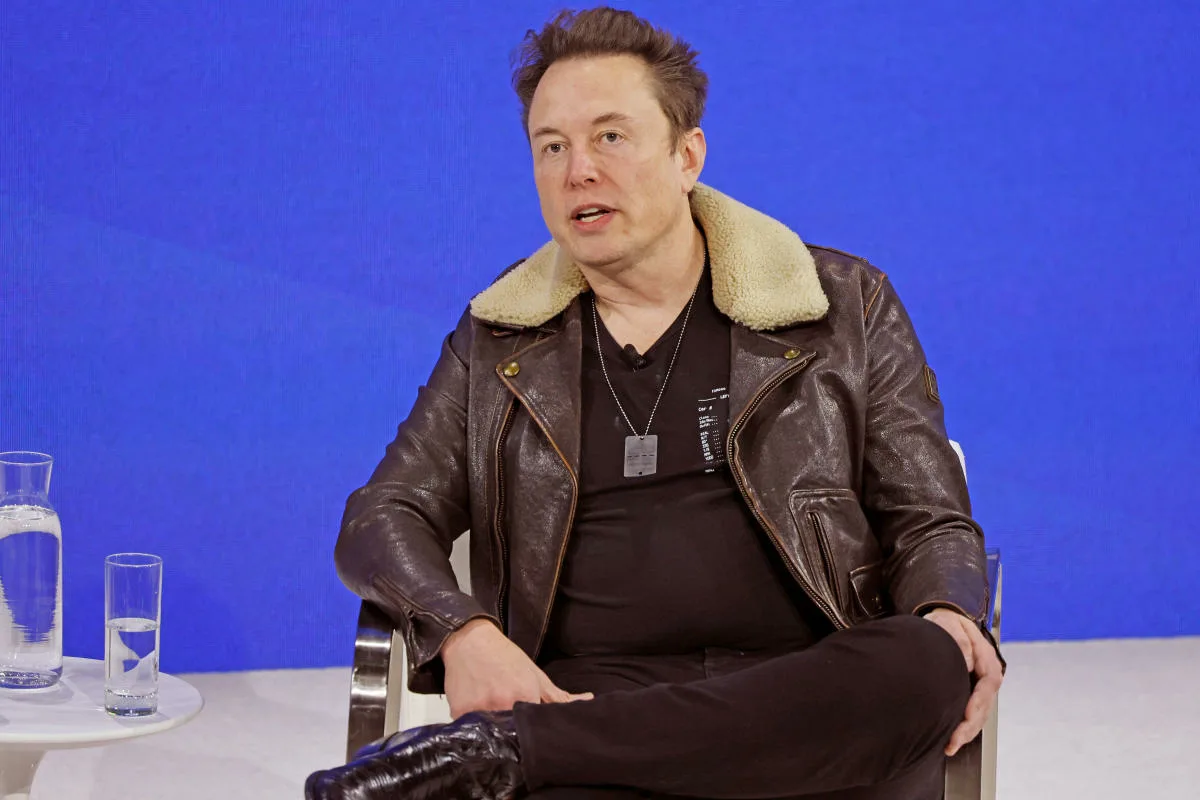 Cel mai bogat miliardar din lume, Elon Musk, renunță la lux în favoarea minimalismului techwear