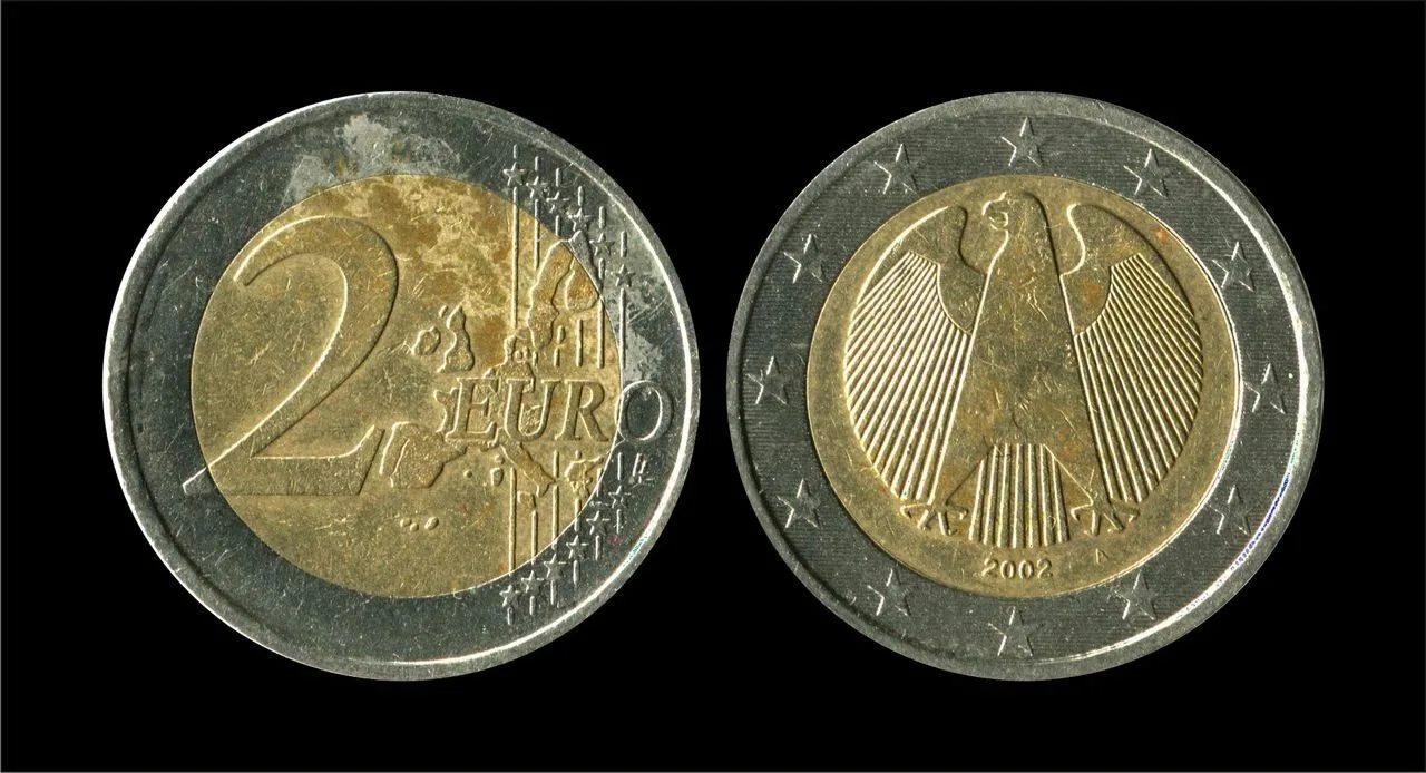 Moneda rare de 2 euro din anumite țări ating prețuri record pe piață