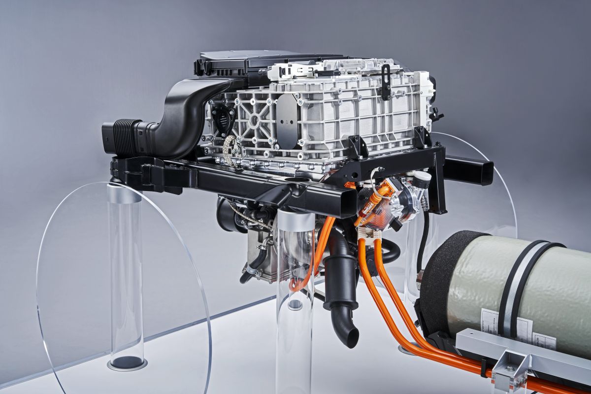 Nici electric, nici pe hidrogen și nici pe benzină: un motor cu combustie de 700 de ori mai puternic