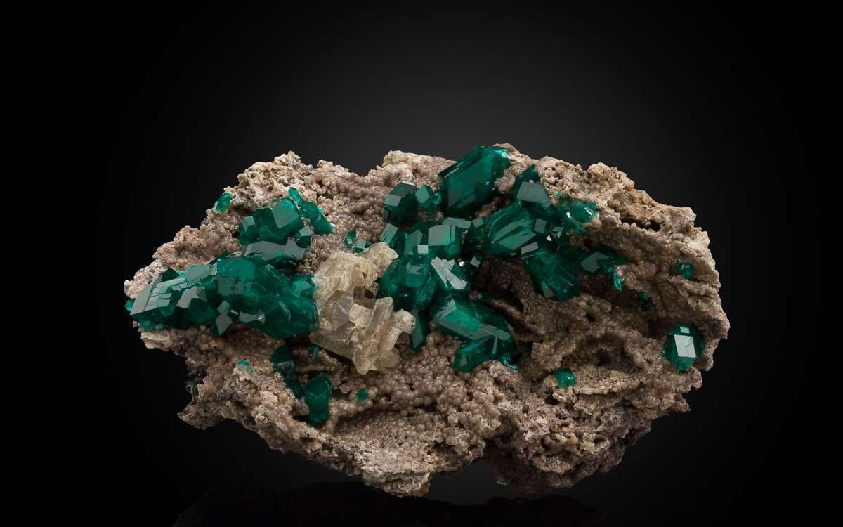 Mineralele și umanitatea: o istorie pasionantă despre începutul epocii metalelor