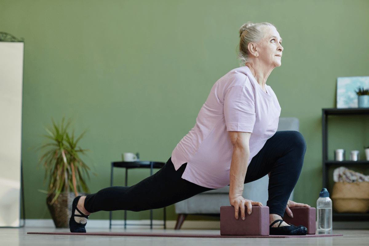 Nici mersul pe jos, nici alergatul: exercițiul ideal pentru femeile de 45 de ani, care arde calorii și îmbunătățește starea de spirit