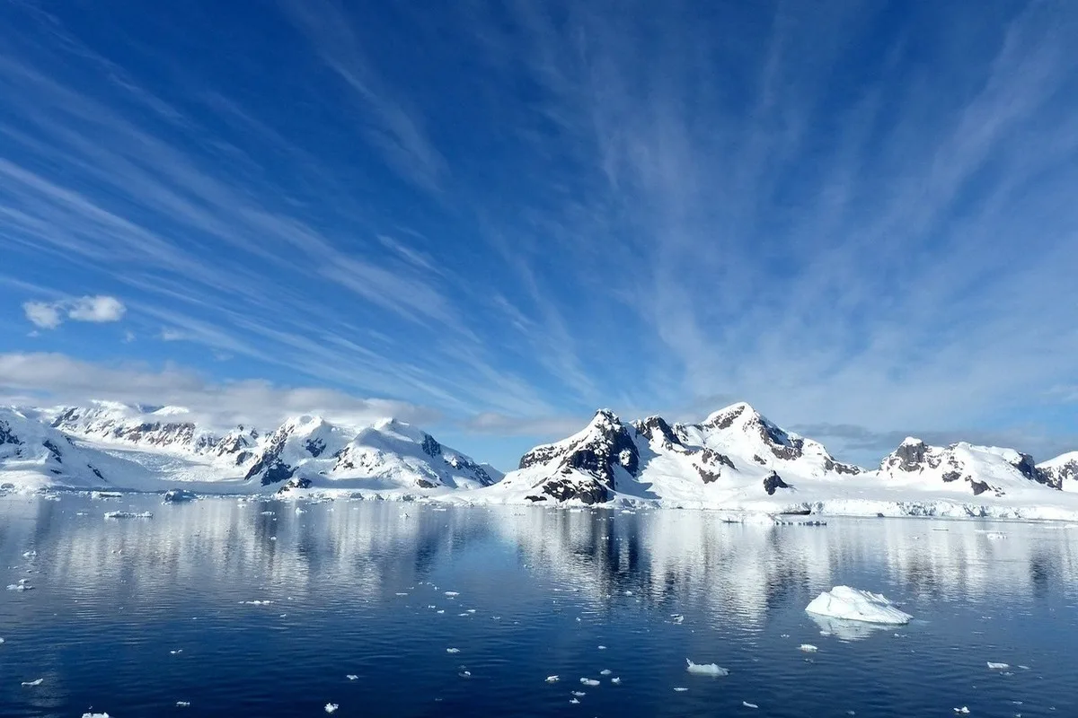 Oamenii de știință descoperă în Antarctica ultima apărare a umanității, acoperită de trei kilometri de gheață polară