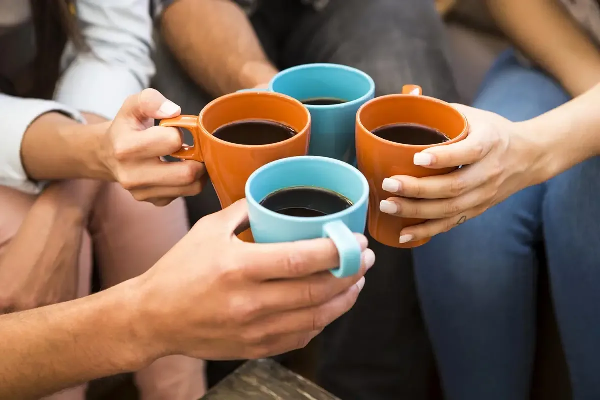 Un nou studiu științific arată că cafeaua afectează funcționarea creierului: începând cu această vârstă