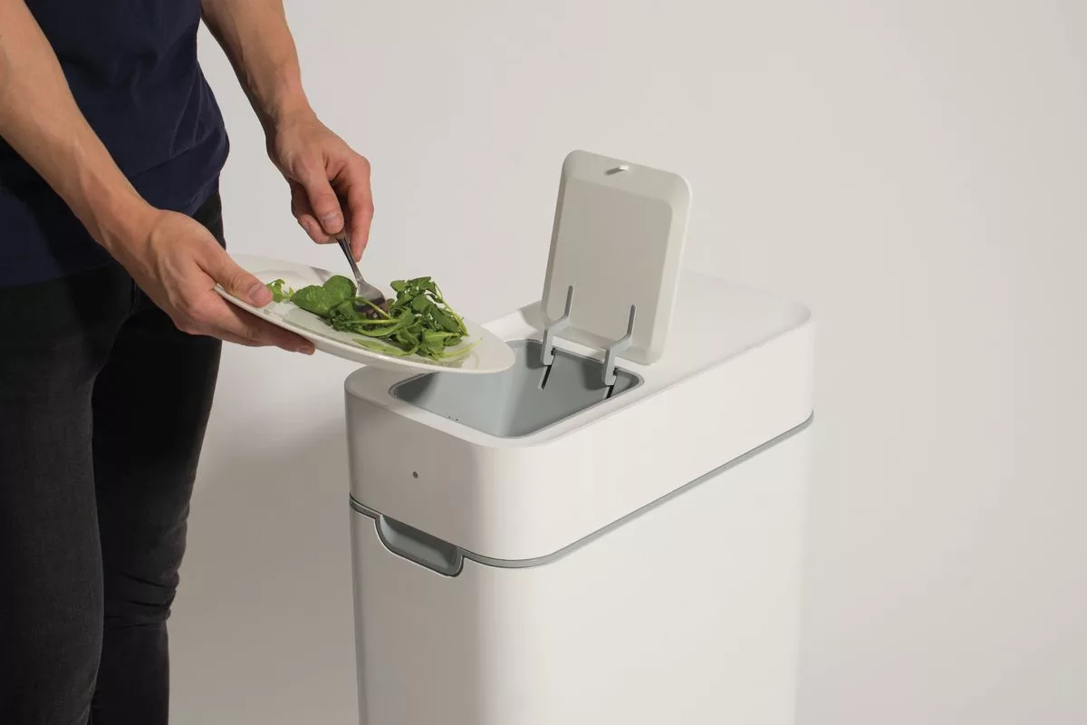 Un nou studiu afirmă că reciclarea deșeurilor alimentare ar putea reduce drastic emisiile de metan, echivalente cu 9 milioane de vaci de lapte