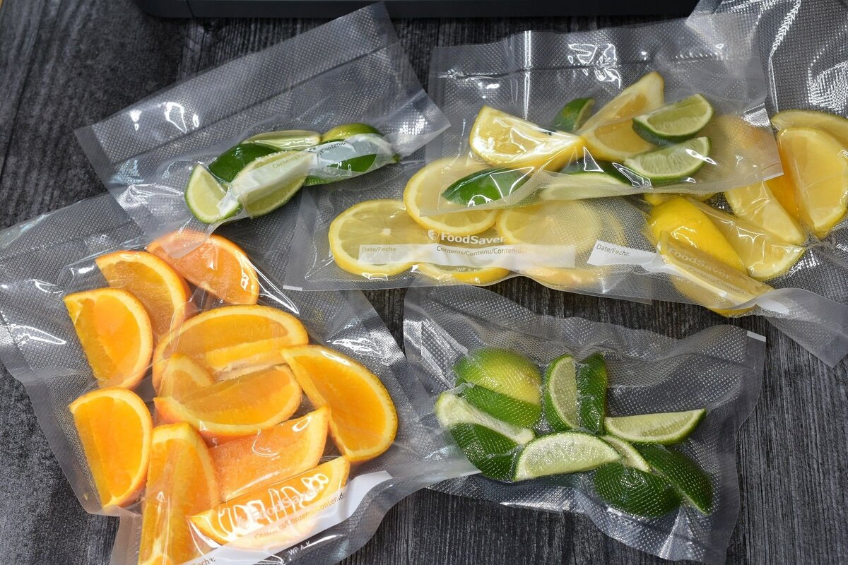 Pune coji de limon în congelator: de ce se recomandă acest lucru și la ce servește
