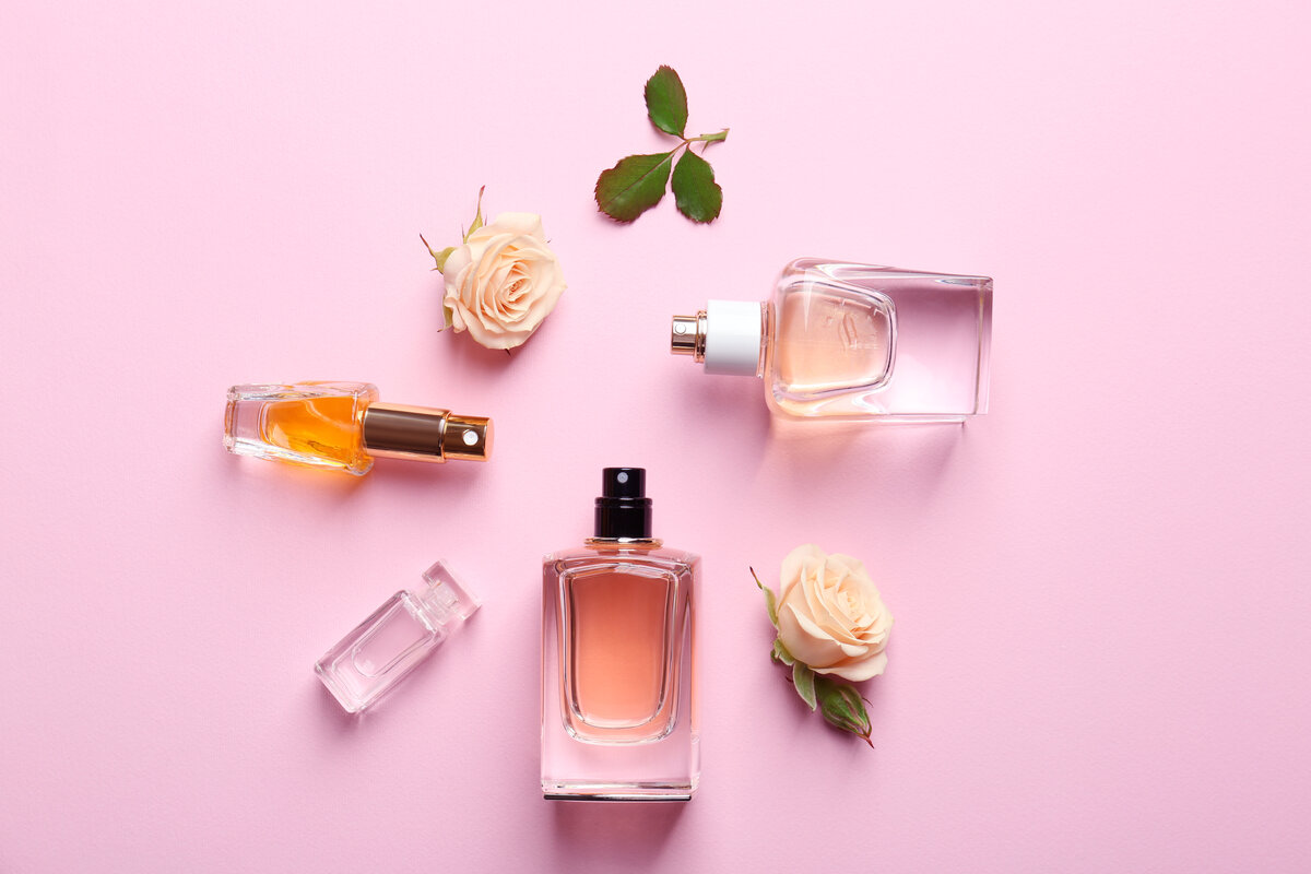 Nu aruncați acest tezaur: capacele sticlelor de parfum au o utilizare genială în casă cu acest proiect DIY ușor