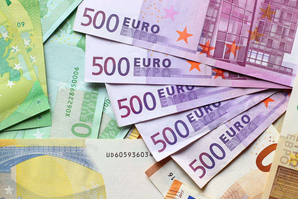 Euro sub interdicție? Soarta monedei se va decide în 2026